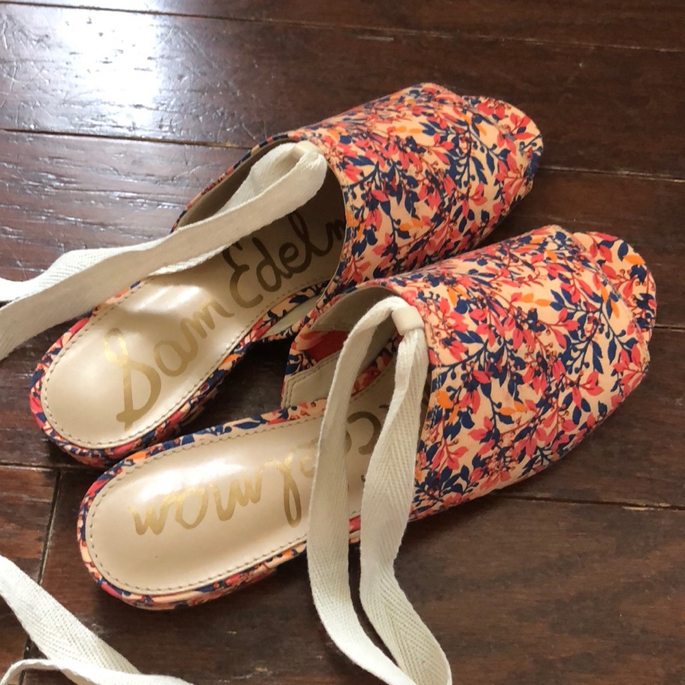 NEW SAM EDELMAN WRAP SANDALS